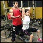 Anushka-Sharma-workout