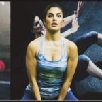 Jacqueline-Fernandez-workout-pics