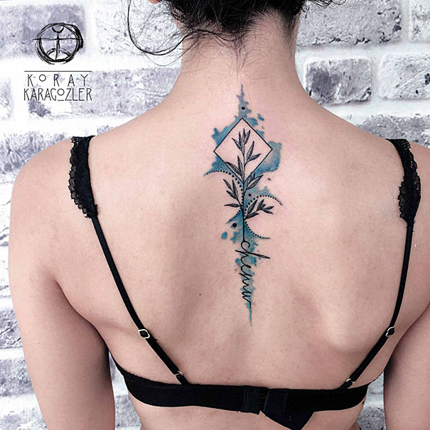 30 Sexy Spine Tattoos For Women That Will Make You Want To Get Inked   Inspired Beauty