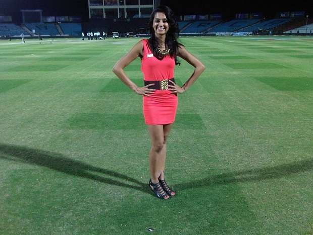 Most Glamorous And Beautiful Female Anchors , IPL, Cricket , players, administrators, commentators, 