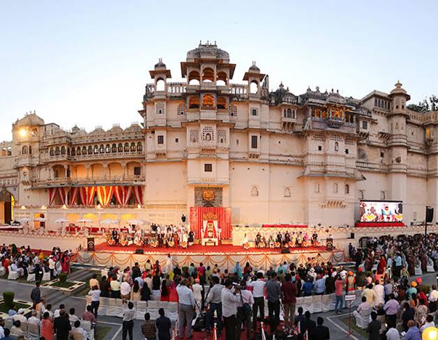 royal Families of india, Wadiyar Dynasty, Gaikwad of Baroda,  Bhosle’s house, Mewar Dynasty, The Royal Family of Jaipur