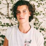 Shawn-Mendes-most-handsome-male-faces