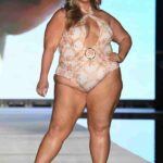 5379e95aad8acbc654a8a5b360