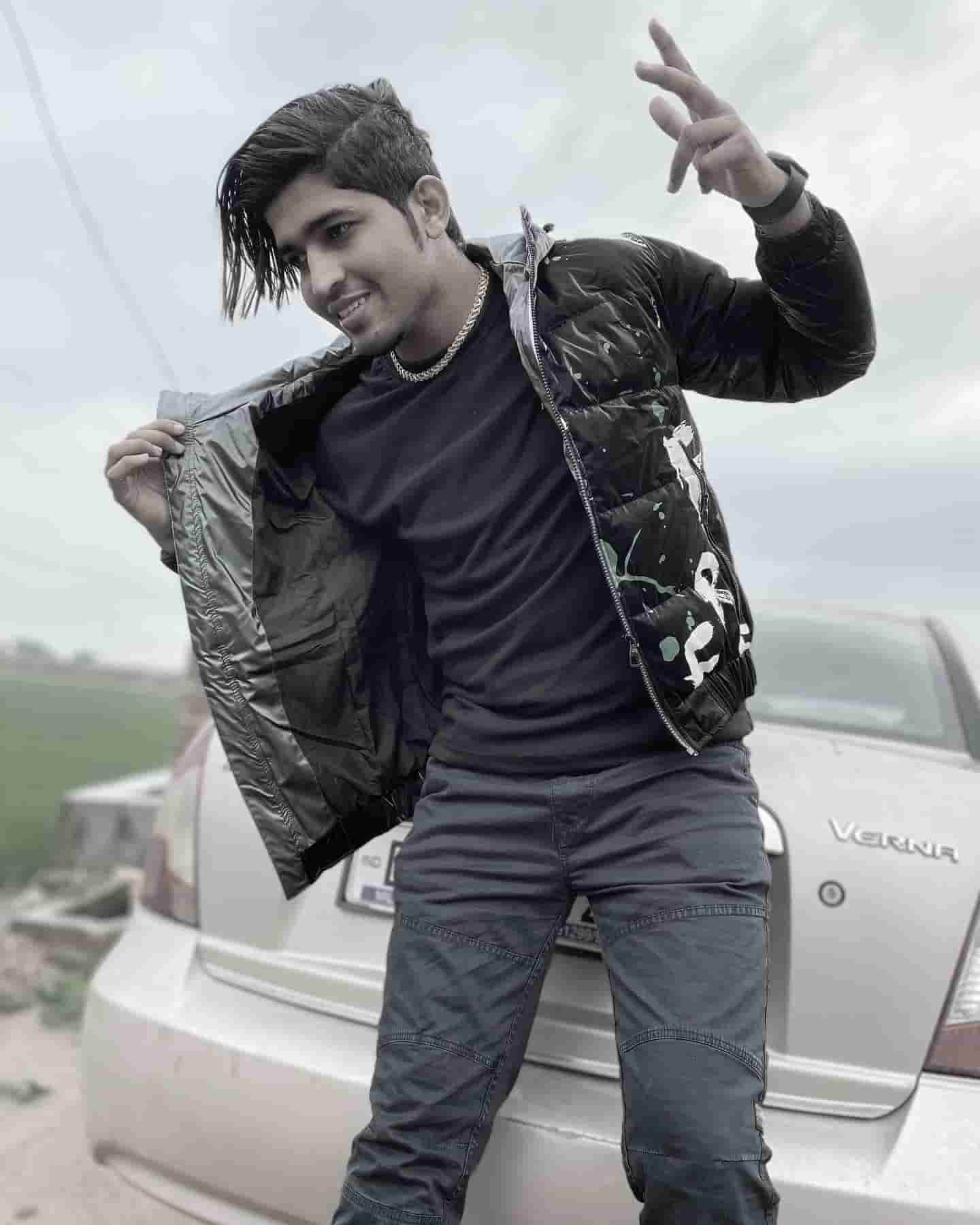 top-10-social-media-influencers-in-india-2022 - THE EMERGING INDIA