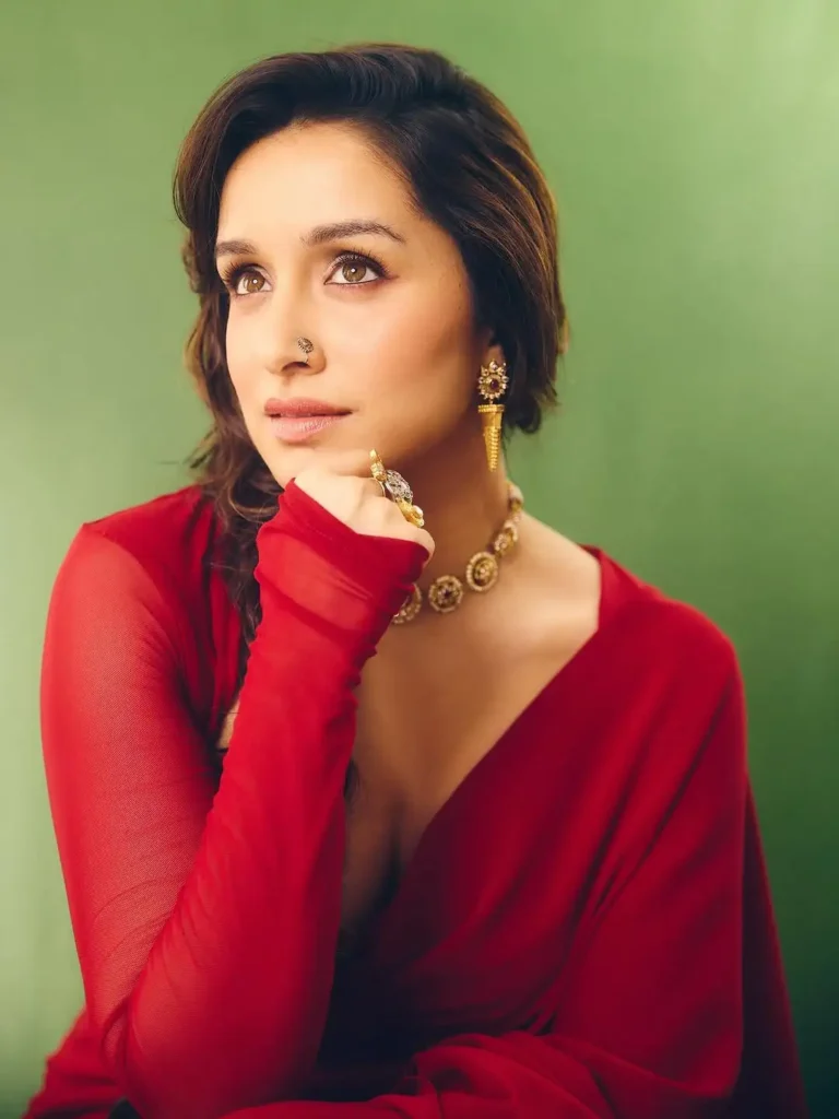Shraddha Kapoor's Hot