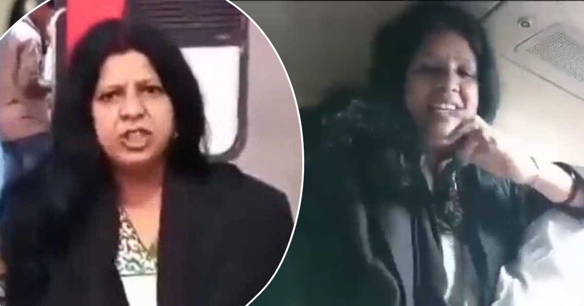 Train Ticket Tantrum Turns Violent: Woman Slaps TTE in 2AC Coach Over No-Ticket Drama: Viral Video