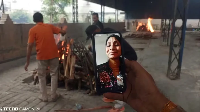 mans-funeral-on-video-call